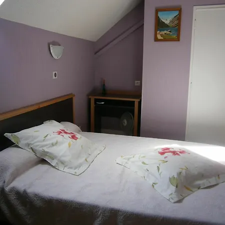 House With 2 Bedrooms In With Wonderful Mountain View Enclos Apartamento *