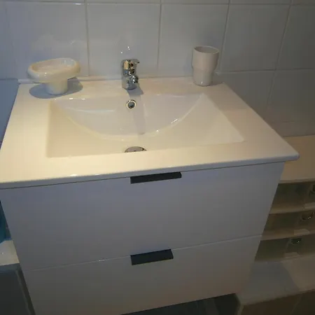 House With 2 Bedrooms In With Wonderful Mountain View Enclos